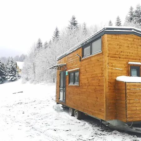 Zieleniec Tiny House بيت للعطل *