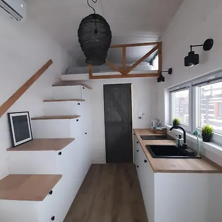 بيت للعطل Zieleniec Tiny House *
