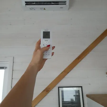 بيت للعطل Zieleniec Tiny House دوشنيكي زدروي